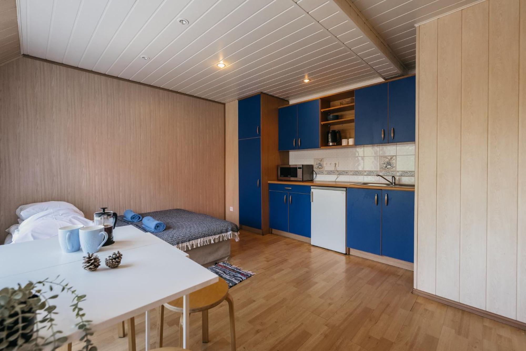 Guboja Hotell Nida Rum bild